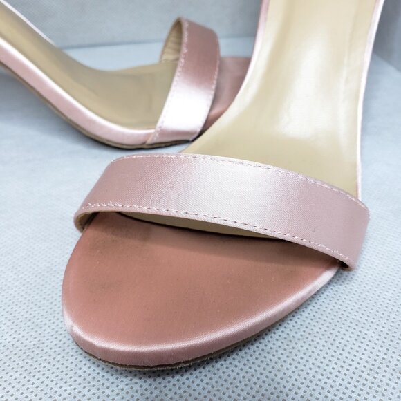 Lulu's Blush Pink Satin Ankle Strap Block Heel Shoe SIZE 9 - Picture 5 of 11